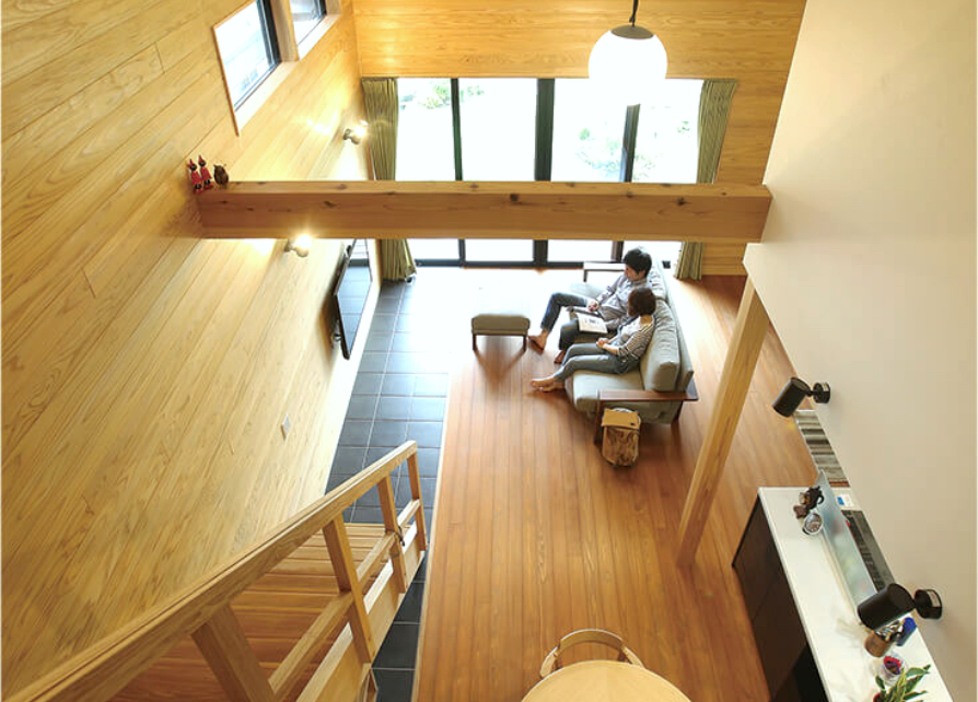 男前さと素敵デザインが調和する 山小屋風の住まい 福井県の注文住宅は永森建設